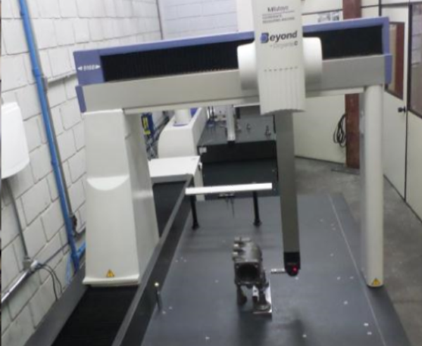 COORDINATE MEASURING MACHINE MITUTOYO 1600