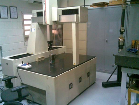 COORDINATE MEASURING MACHINE MITUTOYO